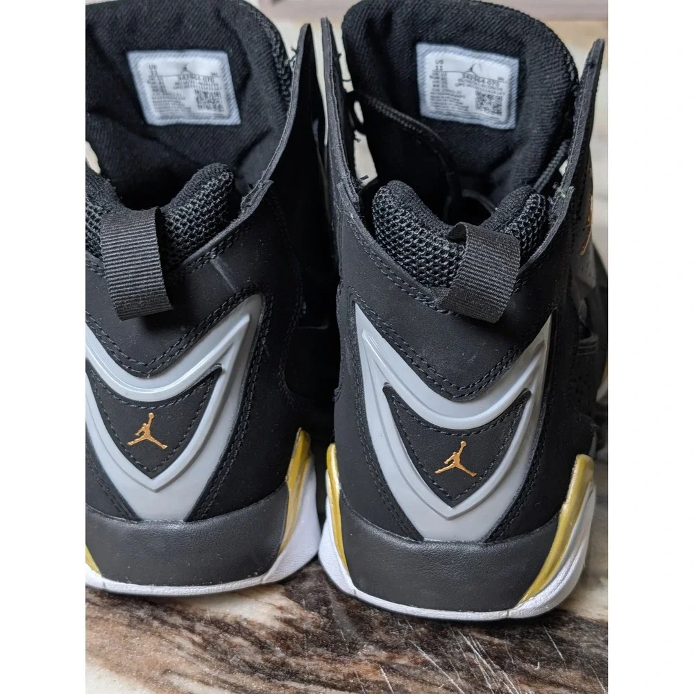 Jordan True Flight Mens Black Metallic Gold Basketball‎ Shoes 342964-070 Size 11